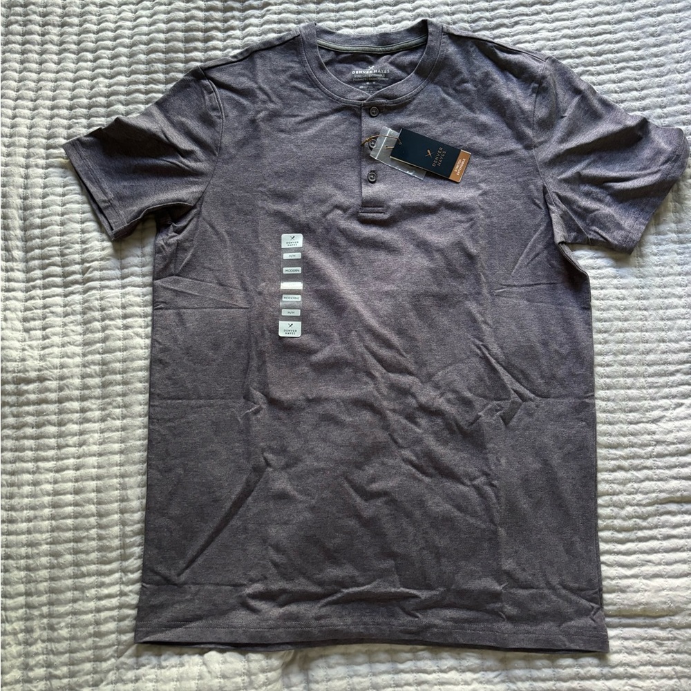 🎀 2 for $20sale 🎀 NWT Denver Hayes Henley